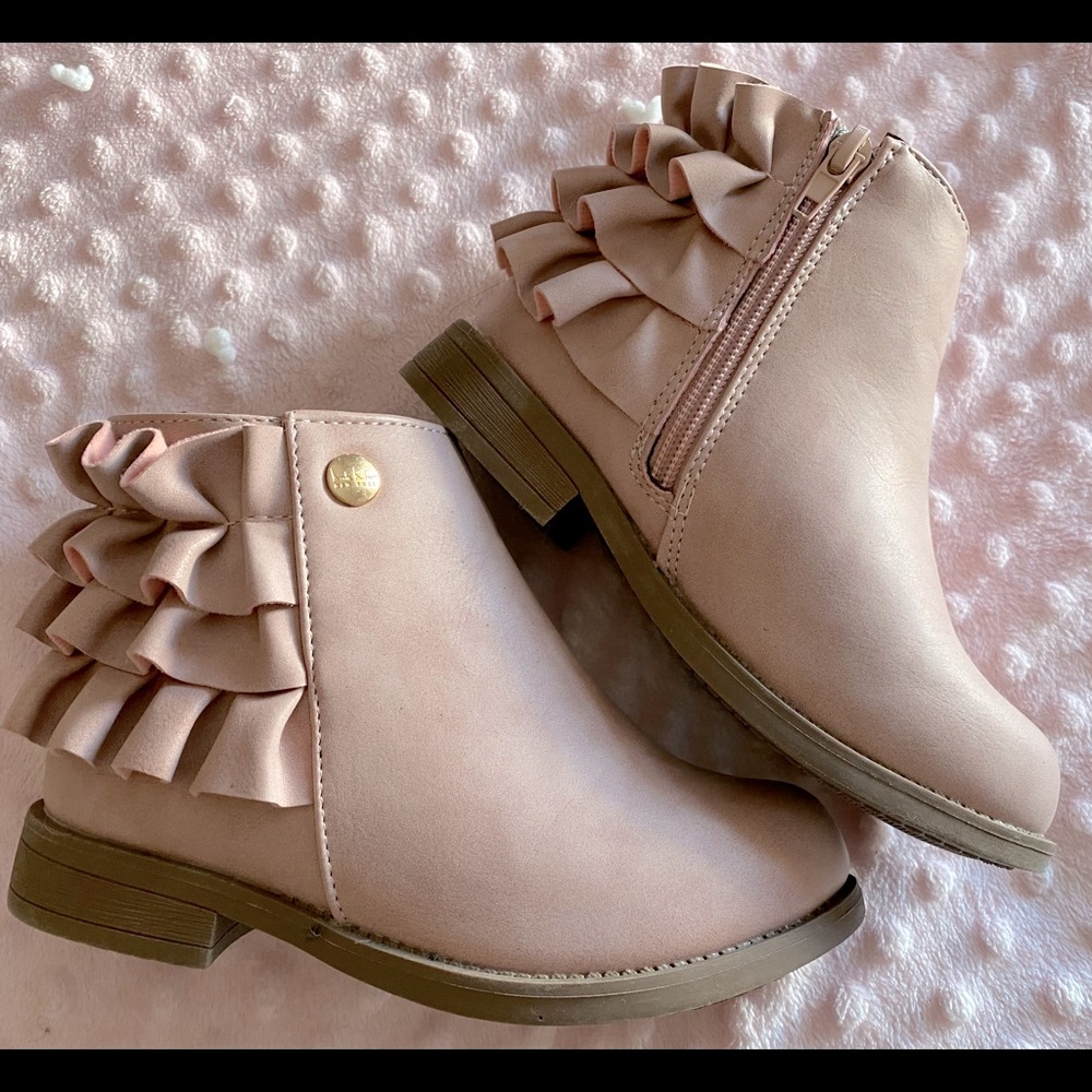 Nicole Miller Ankle Boots ~ Like New